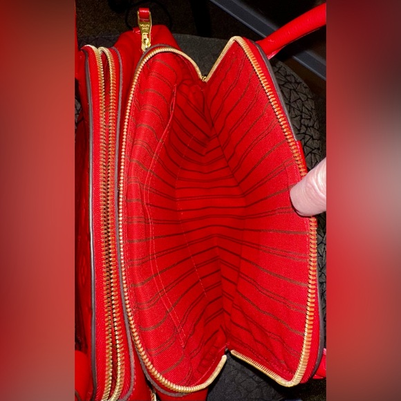 Louis Vuitton Empriente Marais MM Monogram Red Cerise Handbag Satchel Poignant - Picture 8 of 16